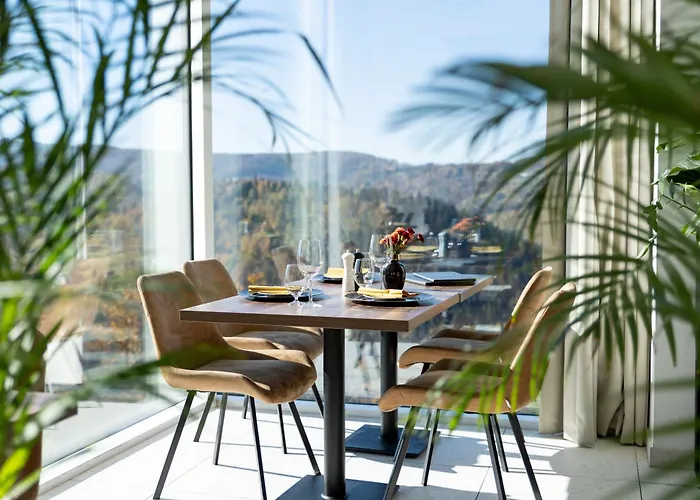 Crystal Mountain Hotel Wisla
